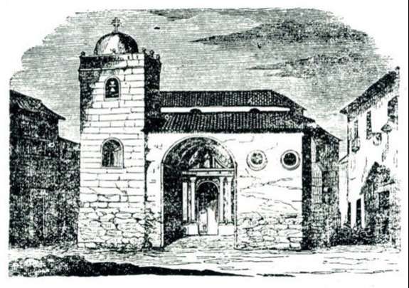 Torre y Fachada antiguas de la Iglesia del pueblo