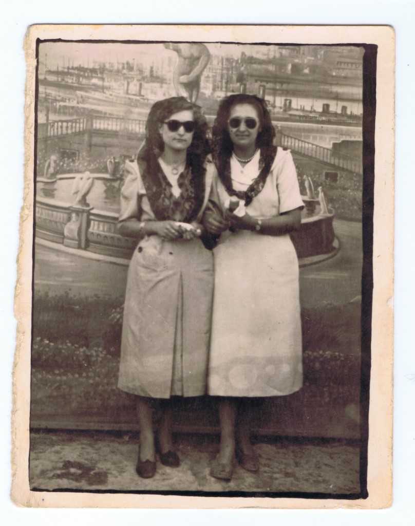 Dolores Alcázar Cantarero y Dolores Fernández Peñalver
