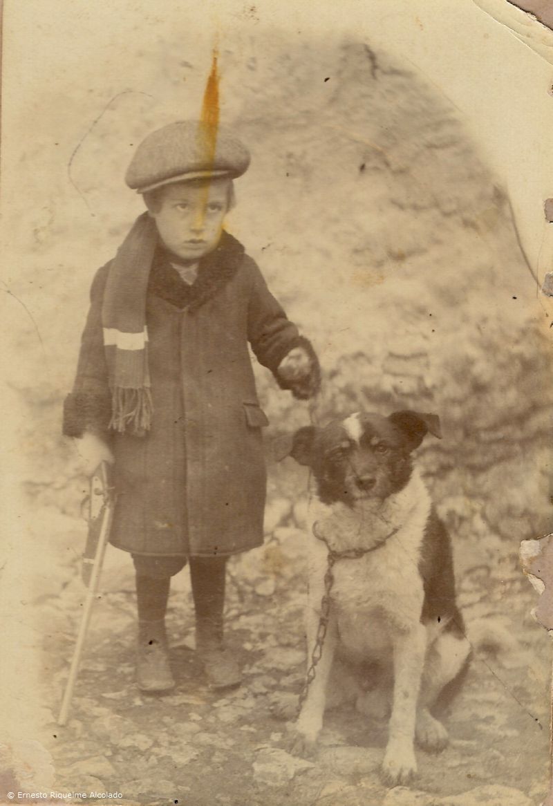 Mi padre Ramon Riquelme García con su perro